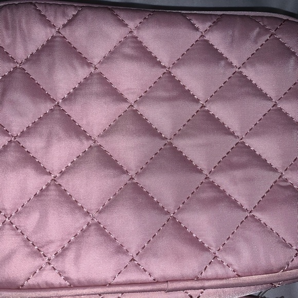 Adorable pink quilted belt bag - Picture 4 of 5